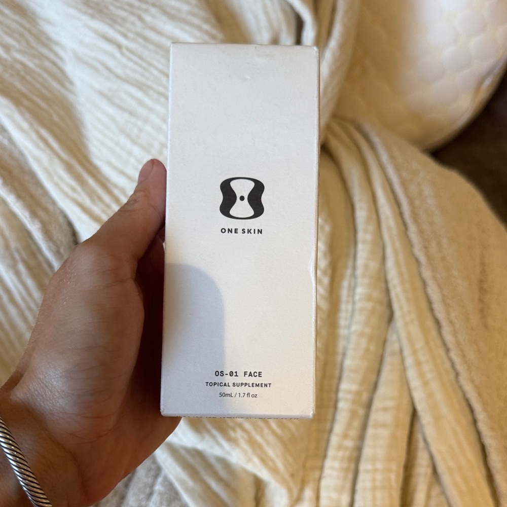 NWT One Skin OS-01 Face Topical Supplement